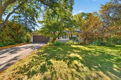 /international/us/372-e-lincoln-street-oregon-wi-110120459519/