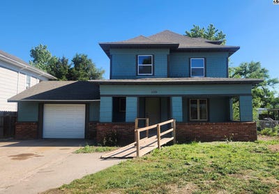 /international/us/1225-e-11th-ave-hutchinson-ks-110107632628/