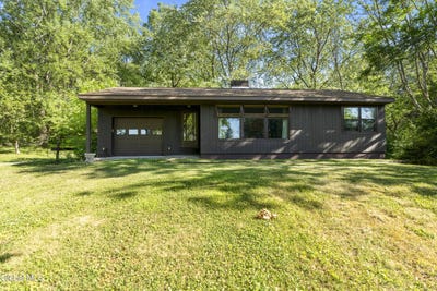 /international/us/1-simons-lane-altamont-ny-110101256269/