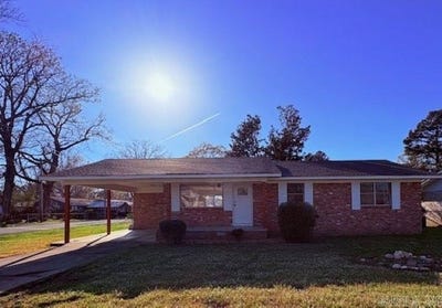 /international/us/700-barnes-street-lonoke-ar-110106564944/