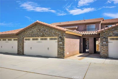 /international/us/14119-jicarilla-road-204-apple-valley-ca-110106566574/