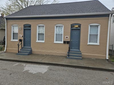 /international/us/411-s-1st-street-belleville-al-110099995039/