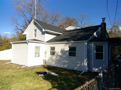 /international/us/145-conklin-avenue-patchogue-ny-110107507486/