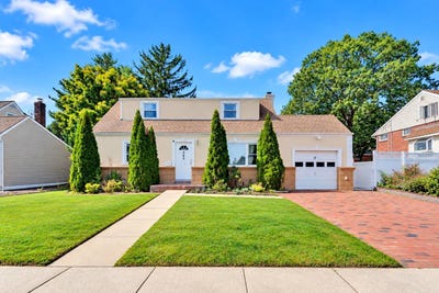 /international/us/545-kings-ave-massapequa-ny-110120020659/
