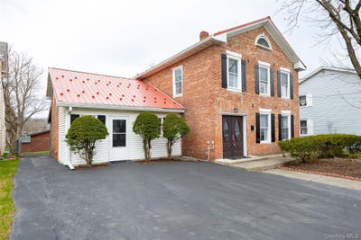 /international/us/26-elizabeth-street-saugerties-ny-110107281935/