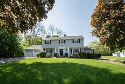 /international/us/41-first-parish-road-scituate-ma-110108467955/