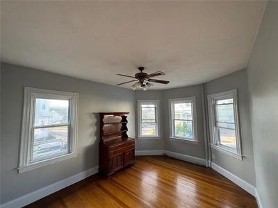 /international/us/43-westerly-avenue-providence-ri-110104606065/