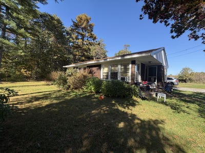 /international/us/239-broadturn-road-scarborough-me-110120558665/