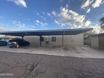 /international/us/422-w-pebble-beach-drive-tempe-az-110108282043/
