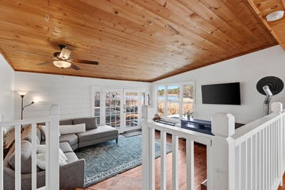 /international/us/120-pond-street-newton-nh-110107510453/