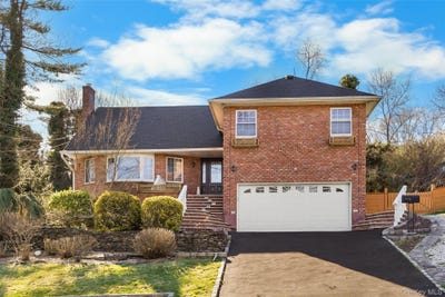 /international/us/39-oakdale-road-roslyn-heights-ny-110107334756/