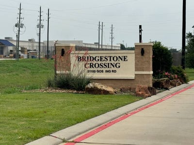 /international/us/21155-gosling-rd-35b-spring-tx-110105936559/