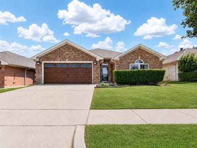 /international/us/4820-eagle-trace-drive-fort-worth-tx-110108508069/
