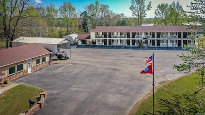 /international/us/8546-edgemont-rd-greers-ferry-ar-110106929028/