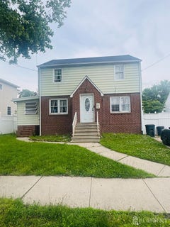 /international/us/52-hermann-avenue-carteret-nj-110100031891/