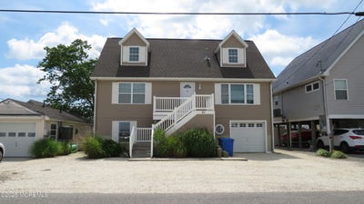 /international/us/61-albert-drive-beach-haven-west-nj-110101072228/