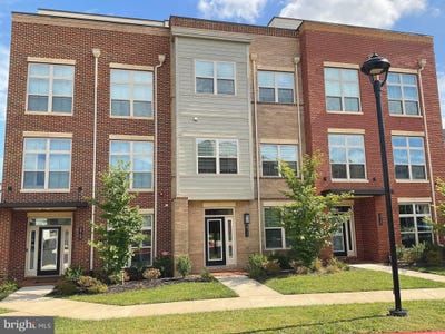 /international/us/3711-mayors-way-fairfax-va-110107856336/