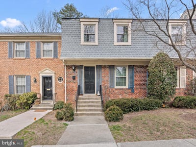 /international/us/5920-westchester-park-drive-college-park-md-110106213105/
