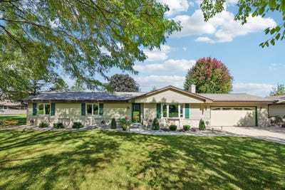 /international/us/7209-whippoorwill-ct-wind-lake-wi-110120460165/