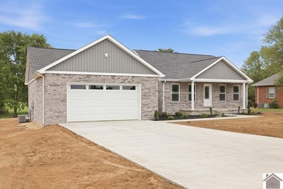 /international/us/8-logan-trail-murray-ky-110107896205/