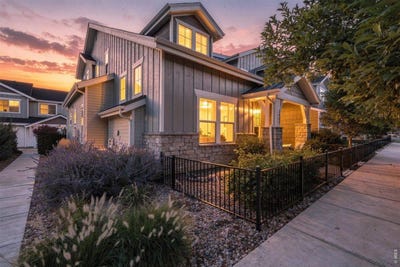 /international/us/2482-trio-falls-dr-loveland-co-110119612902/