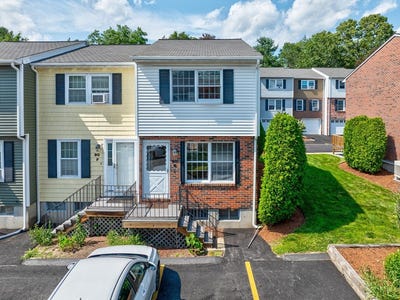 /international/us/90-roper-st-lowell-ma-110100481825/