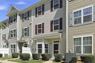 /international/us/11100-gwynn-oaks-drive-raleigh-nc-110108850632/