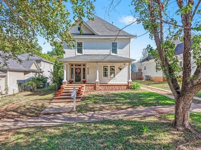 /international/us/808-n-ash-street-guthrie-ok-110120741299/