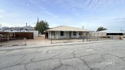 /international/us/82962-panamint-ave-trona-ca-110104440804/