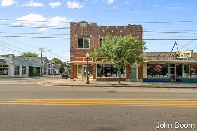/international/us/953-fulton-street-e-grand-rapids-mi-110100467877/