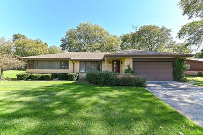 /international/us/7684-s-logan-ave-oak-creek-wi-110120462520/
