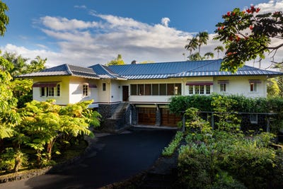 /international/us/225-kaiulani-st-hilo-hi-110110372467/