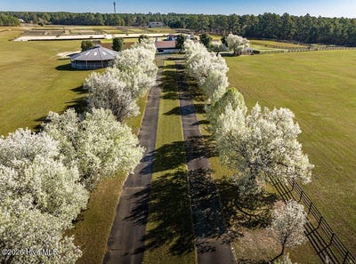 /international/us/addor-road-aberdeen-nc-110107542346/