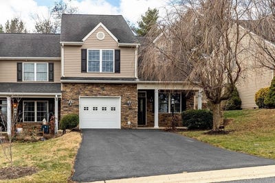 /international/us/47-villa-view-dr-staunton-va-110104414209/