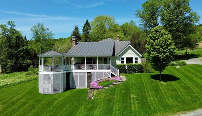 /international/us/441-rhoades-hill-road-barnard-vt-110107518627/