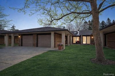 /international/us/983-wexford-way-rochester-hills-mi-110106763295/