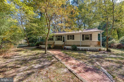 /international/us/106-pine-boulevard-medford-nj-110120554601/