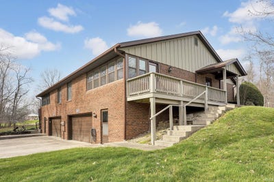 /international/us/500-greentree-drive-bedford-in-110106759549/