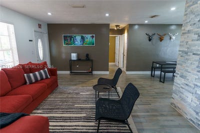 /international/us/7833-madeira-st-miramar-fl-110120740148/