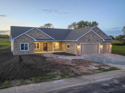 /international/us/550-royal-st-pats-drive-wrightstown-wi-110109139684/