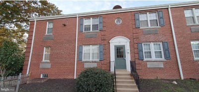 /international/us/19-auburn-court-alexandria-va-110106945163/