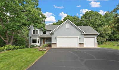 /international/us/1016-willow-river-road-n-north-hudson-wi-110107392380/