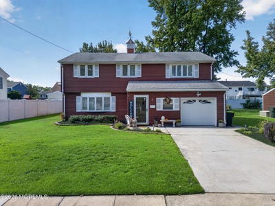 /international/us/6-elm-avenue-hazlet-nj-110119959870/