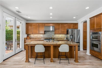 /international/us/13365-los-olivos-sylmar-ca-110120084788/