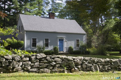 /international/us/344-w-morris-road-morris-ct-110110382149/