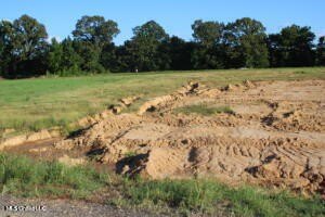 /international/us/9-chapel-hill-subdivision-lot-9-holly-springs-ms-110101938230/