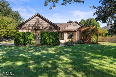 /international/us/46734-foxtail-court-macomb-mi-110120055421/