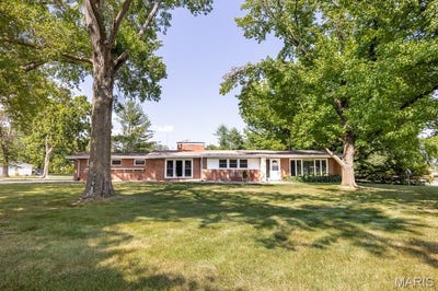 /international/us/1101-old-baldwin-road-new-athens-il-110100508271/