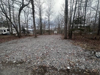 /international/us/lot-10-spring-cir-beechgrove-tn-110097365399/