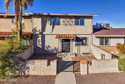 /international/us/1240-s-camino-seco-tucson-az-110104782755/
